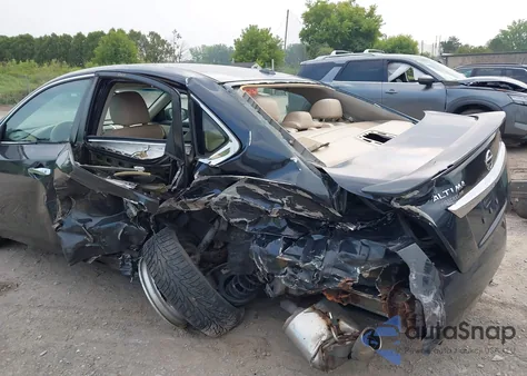 2015 Nissan Altima 2.5 Sl из США, поврежденный, VIN 1N4AL3AP5FC596132